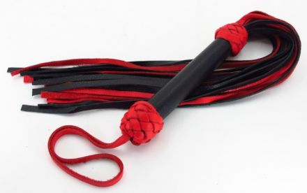 Черно-красная плеть турецкие головы